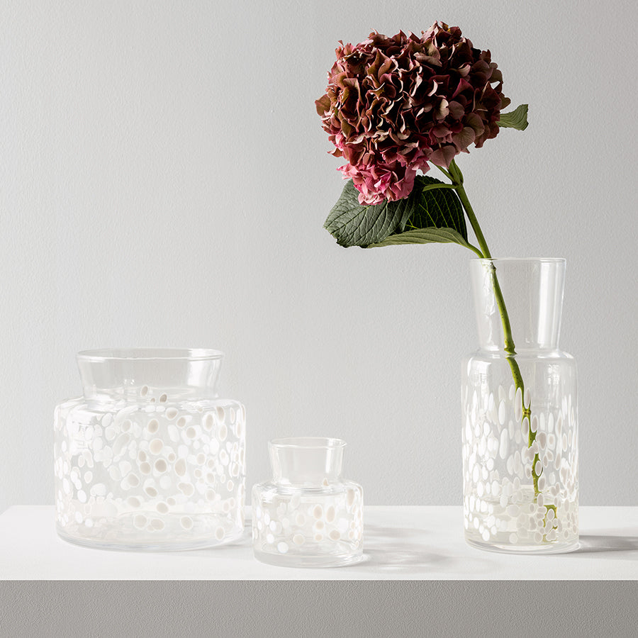 Meadow Vase Winter Wide