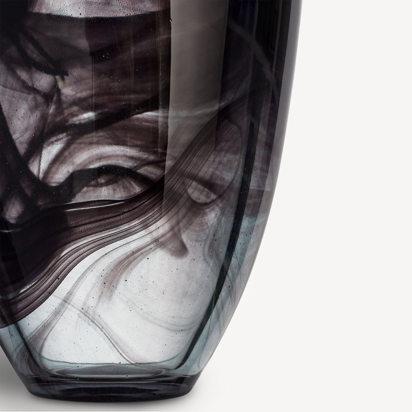 Contrast Black Vase