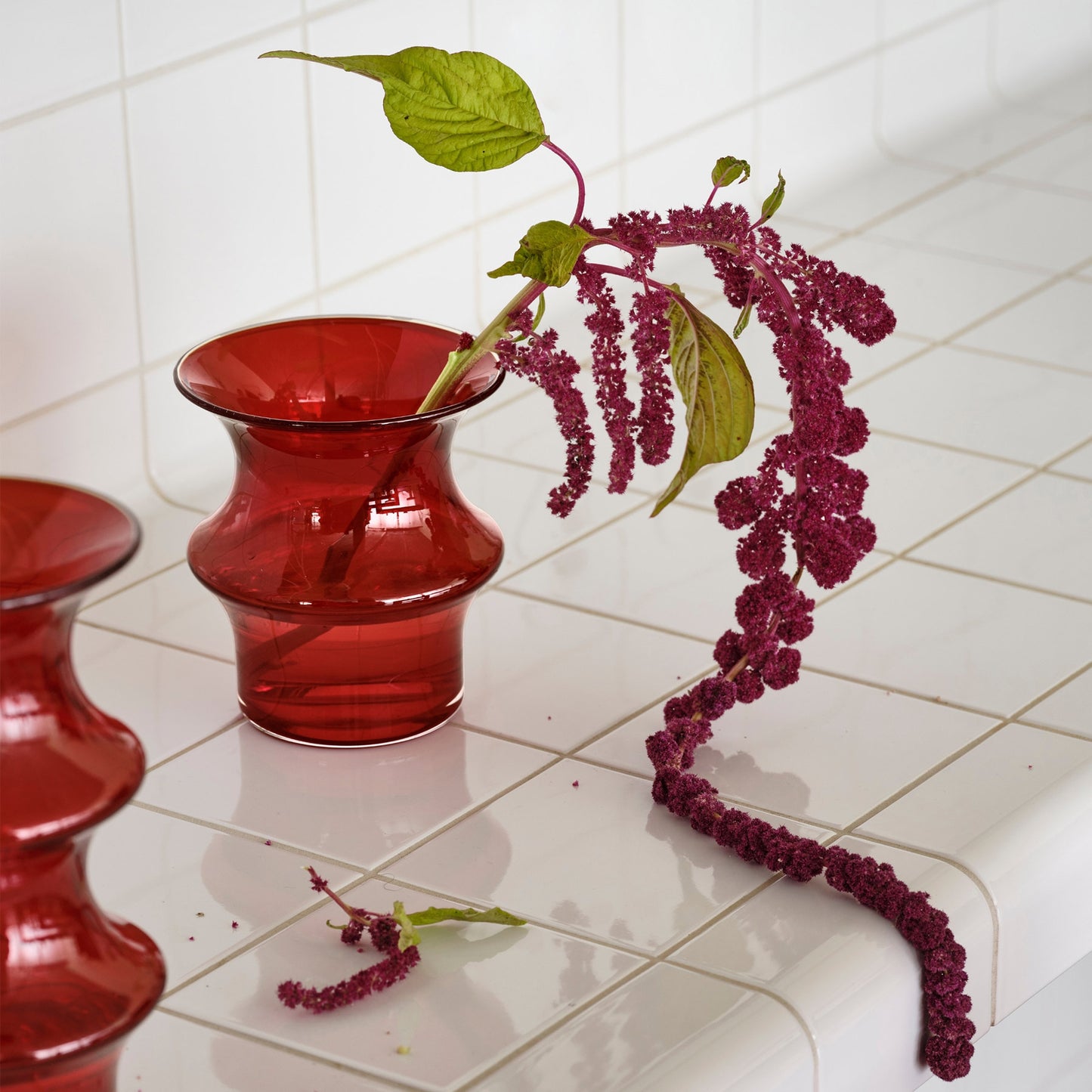 Pagod Vase Red Small