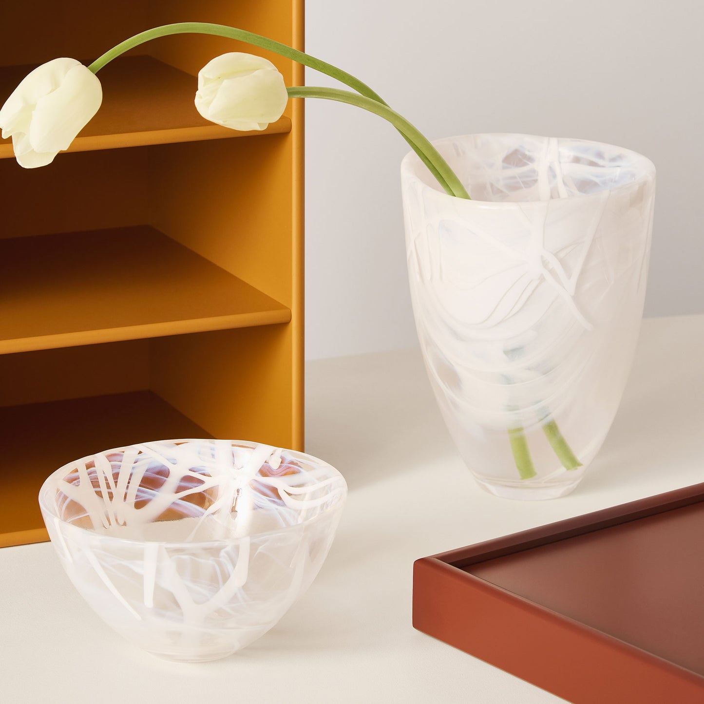 Contrast Bowl White/White Small