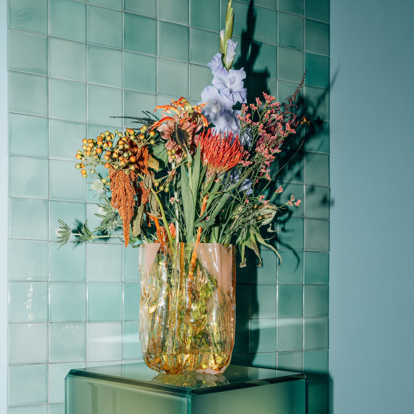 Crackle Vase Tall Amber/Flamingo