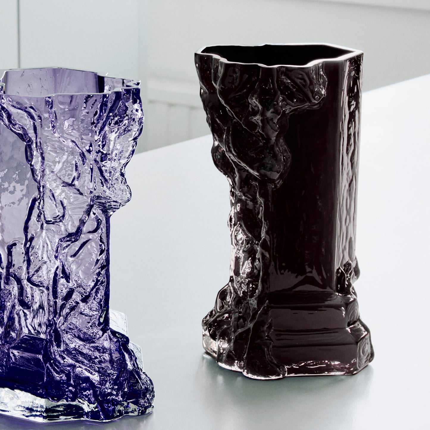 Rocky Baroque Vase Black Small
