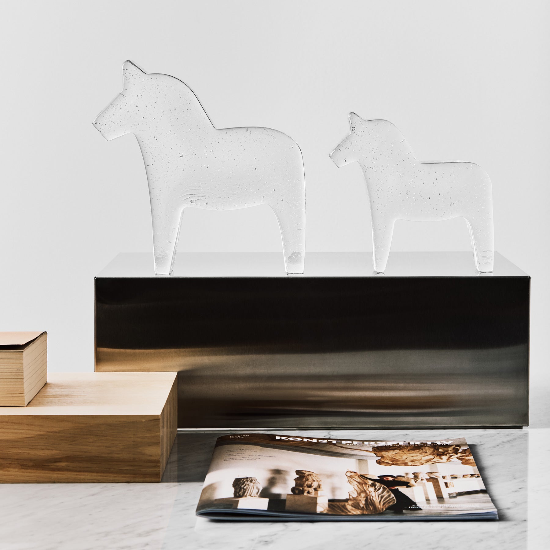 Kosta Horse Medium Clear – Kosta Boda